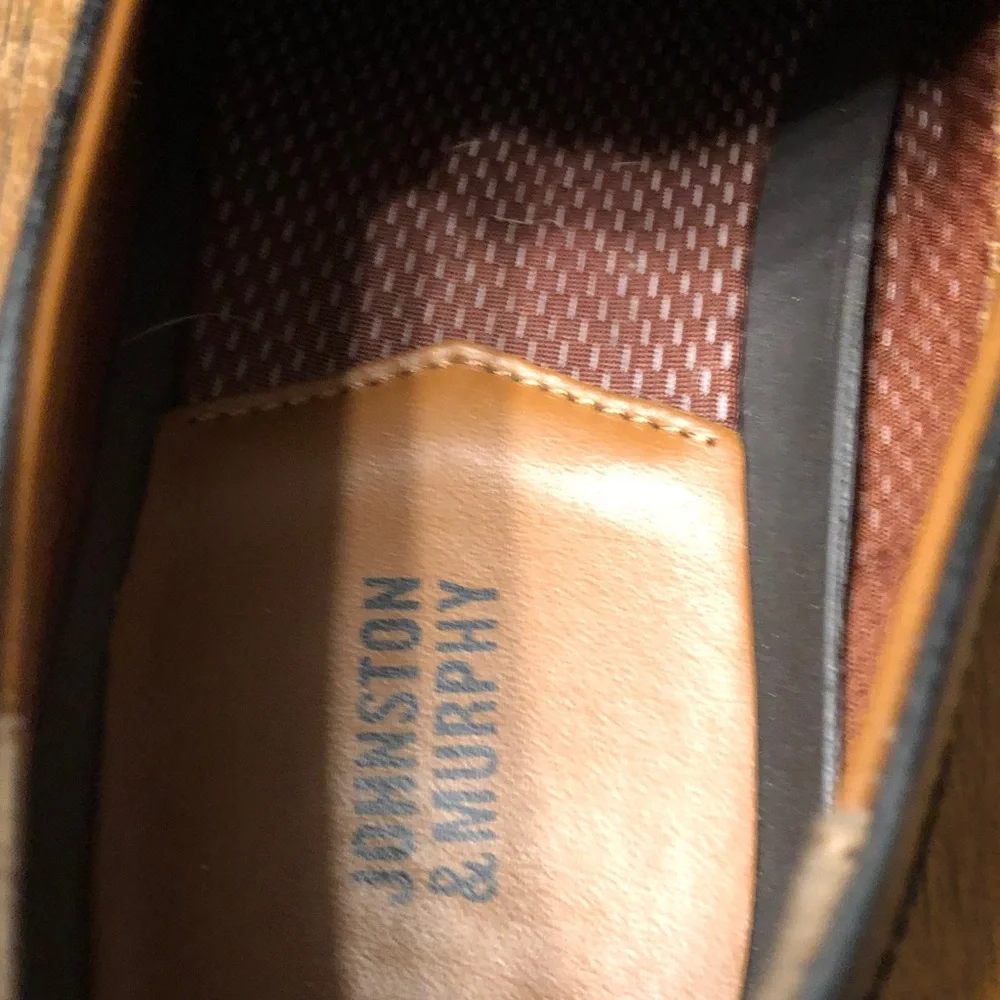 Johnston & Murphy Men's Black Leather Penny Loafers - Classic Dress Shoes